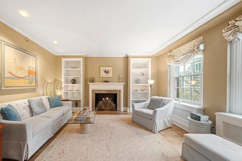 210 E Pearson St #6D, Chicago, IL 60611 photo 3
