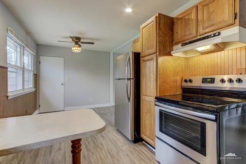 95 Circle Dr E, Montgomery, IL 60538 photo 8