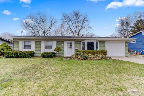 95 Circle Dr E, Montgomery, IL 60538 photo 1