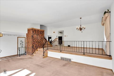 15309 Pine Dr, Oak Forest, IL 60452 photo 6