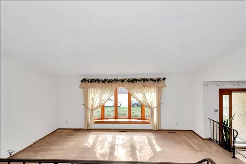 15309 Pine Dr, Oak Forest, IL 60452 photo 3