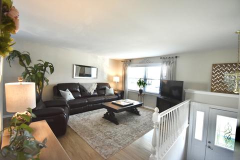 1007 E Lowden Ave, Wheaton, IL 60189 photo 3