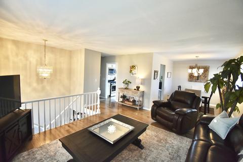 1007 E Lowden Ave, Wheaton, IL 60189 photo 4