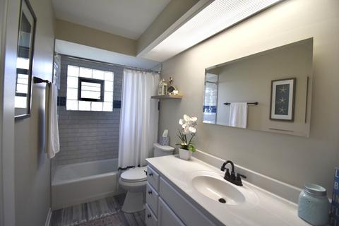 1007 E Lowden Ave, Wheaton, IL 60189 photo 10