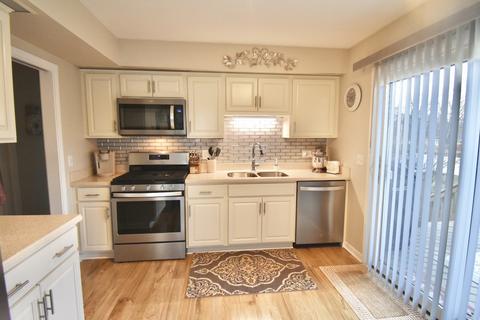 1007 E Lowden Ave, Wheaton, IL 60189 photo 6