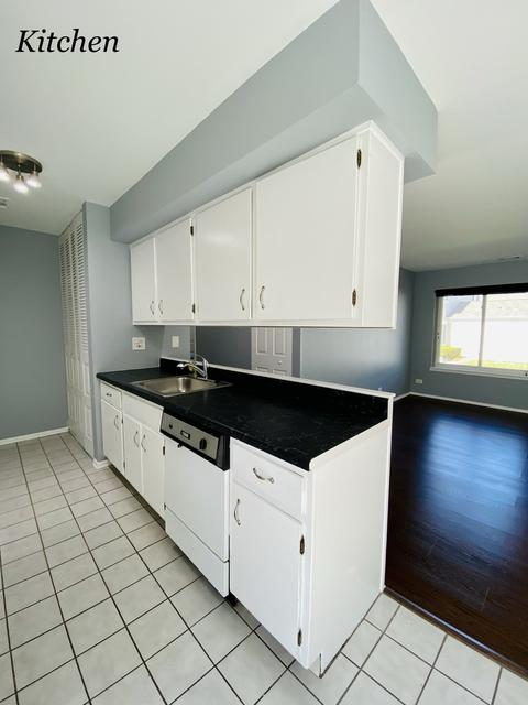 1552 Cornell Cir, Hoffman Estates, IL 60169 photo 8