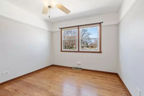 1655 Lin Lor Ln, Elgin, IL 60123 photo 7