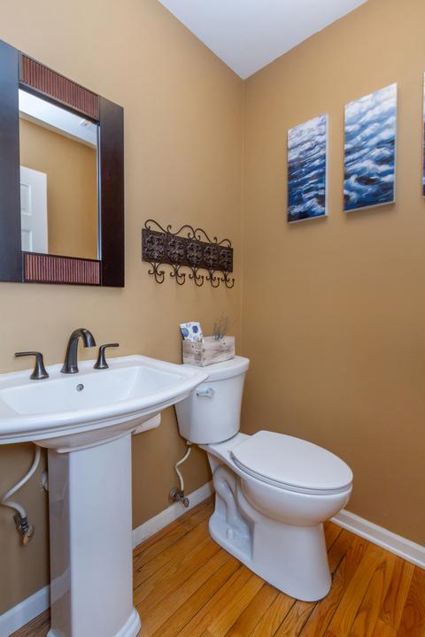 136 Amherst Dr, Bartlett, IL 60103 photo 14