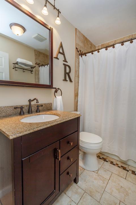 136 Amherst Dr, Bartlett, IL 60103 photo 21