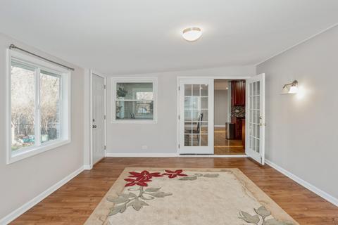 255 S Park Place Dr, Bartlett, IL 60103 photo 8