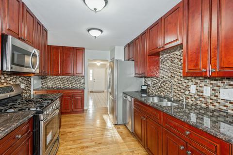 255 S Park Place Dr, Bartlett, IL 60103 photo 6
