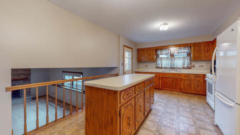 7929 W 80th St, Bridgeview, IL 60455 photo 7