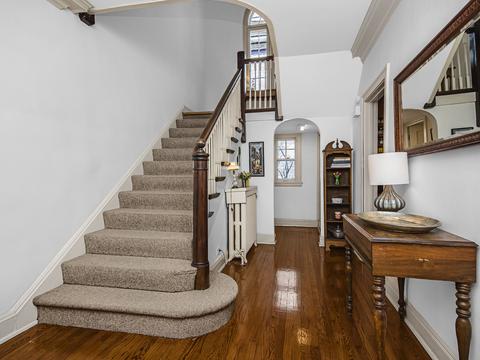 1027 Maple Ave, Evanston, IL 60202 photo 5