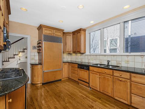 1027 Maple Ave, Evanston, IL 60202 photo 12