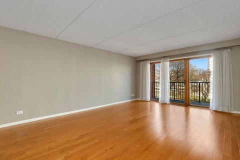1600 E Thacker St #408, Des Plaines, IL 60016 photo 3