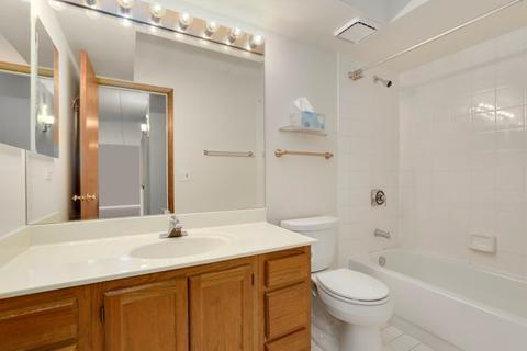 1600 E Thacker St #408, Des Plaines, IL 60016 photo 17