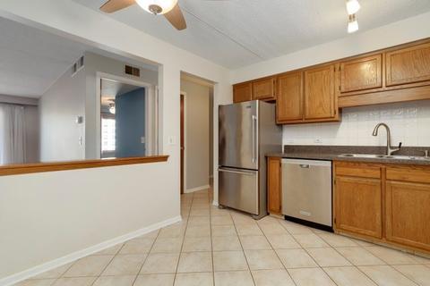 1600 E Thacker St #408, Des Plaines, IL 60016 photo 10