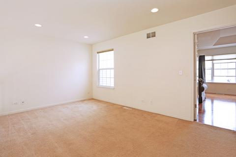 1947 Sundrop Ct, Bartlett, IL 60103 photo 18
