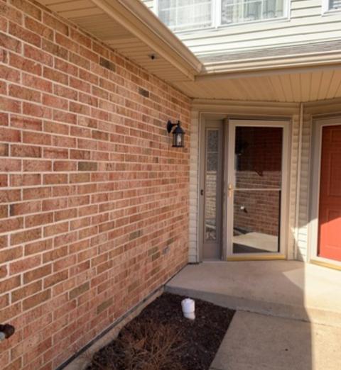 5744 Fieldstone Trl, Mchenry, IL 60050 photo 2