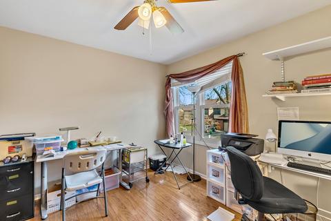 242 Woodmere Ln, Wheeling, IL 60090 photo 9