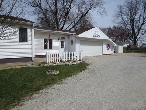 908 N Main St, Normal, IL 61761 photo 3
