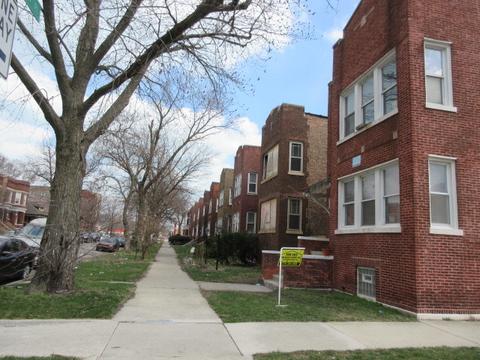 1501 E 74th Pl, Chicago, IL 60619 photo 3