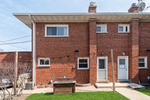 636 E Shabonee Trl, Mount Prospect, IL 60056 photo 12