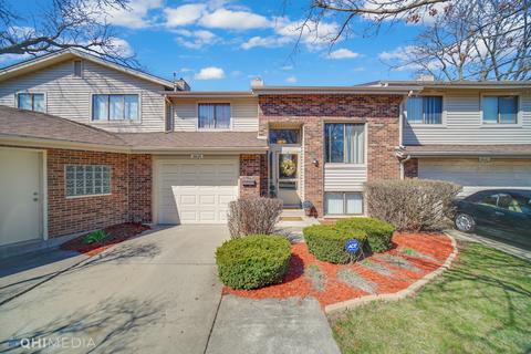 18624 Golfview Dr, Hazel Crest, IL 60429 photo 1