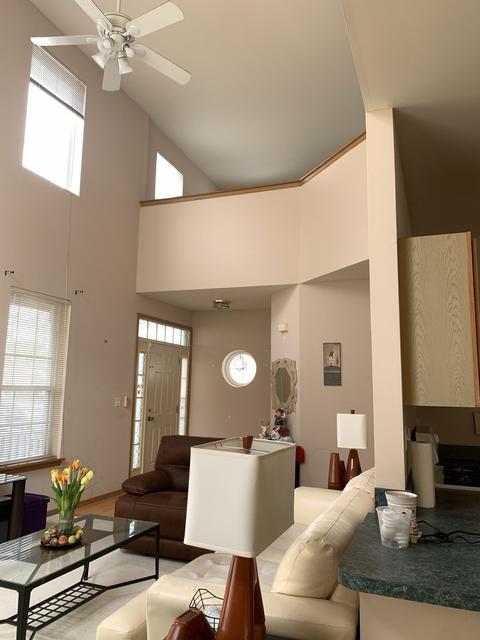 31 Stonegate Ln, Streamwood, IL 60107 photo 5