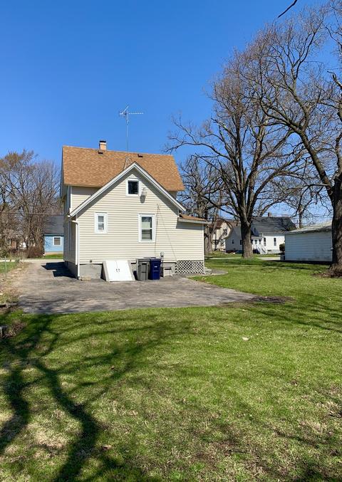 373 Dwight St, Elgin, IL 60120 photo 4