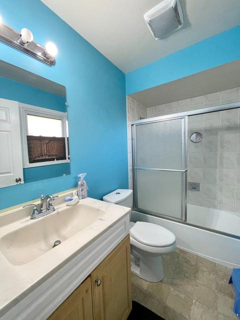 855 S Mount Prospect Rd, Des Plaines, IL 60016 photo 11