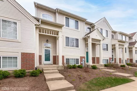 2564 Hatfield Ct, Elgin, IL 60123 photo 1