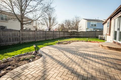 1315 S Highgoal Dr, Wheeling, IL 60090 photo 14