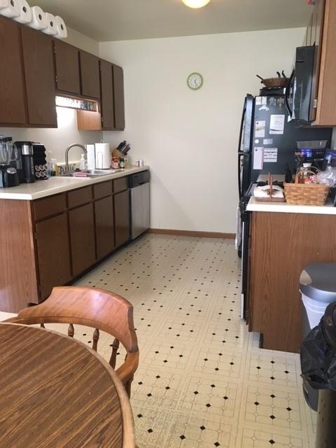 324 Mulberry Ct #D2, Bartlett, IL 60103 photo 6