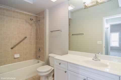1277 E Thacker St #304, Des Plaines, IL 60016 photo 10