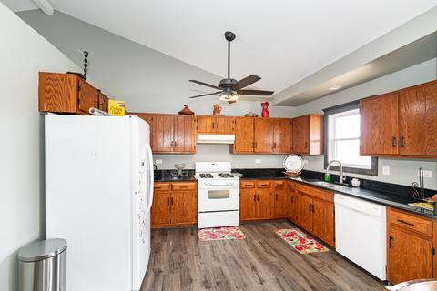 6918 Manchester Dr, Plainfield, IL 60586 photo 4