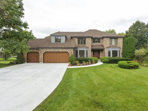 30 W173 White Oak Ln, Wayne, IL 60184 photo 1