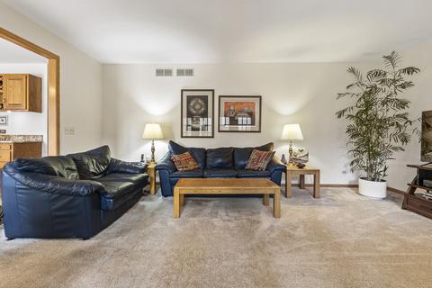 30 W173 White Oak Ln, Wayne, IL 60184 photo 13