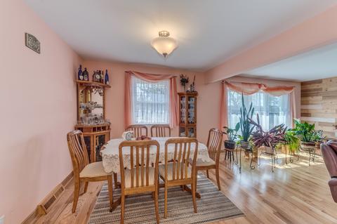 62 Burton Ave, Cary, IL 60013 photo 9