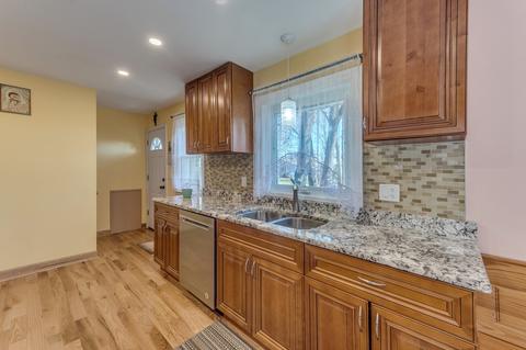 62 Burton Ave, Cary, IL 60013 photo 13