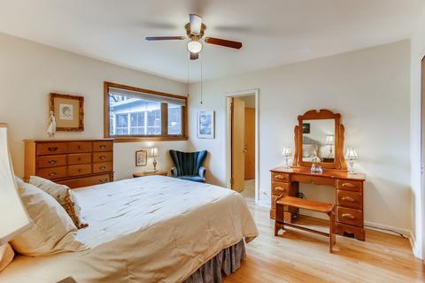 1208 E Liberty Dr, Wheaton, IL 60187 photo 11