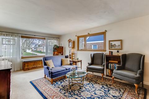 1208 E Liberty Dr, Wheaton, IL 60187 photo 5