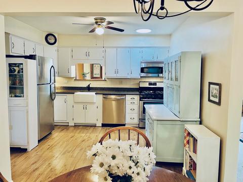 1208 E Liberty Dr, Wheaton, IL 60187 photo 7