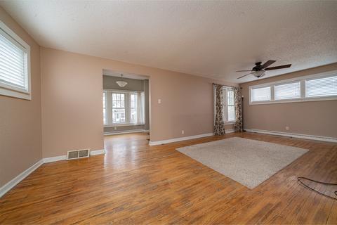 220 Artesian Pl, Dixon, IL 61021 photo 6