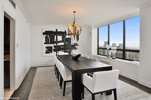 180 E Pearson St #5501, Chicago, IL 60611 photo 8