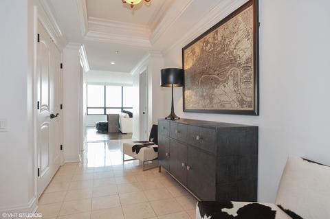 180 E Pearson St #5501, Chicago, IL 60611 photo 3