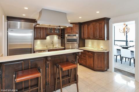 180 E Pearson St #5501, Chicago, IL 60611 photo 10