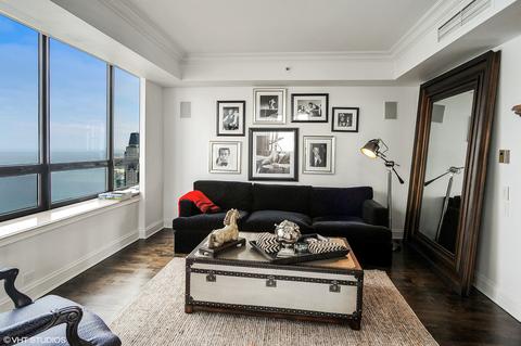 180 E Pearson St #5501, Chicago, IL 60611 photo 13