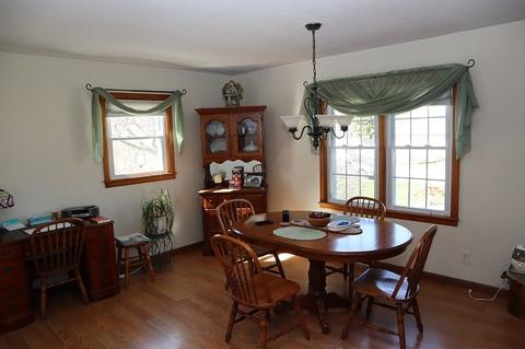 305 E 12th St, Sterling, IL 61081 photo 5