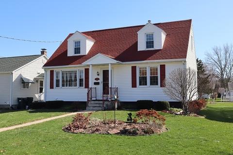305 E 12th St, Sterling, IL 61081 photo 1